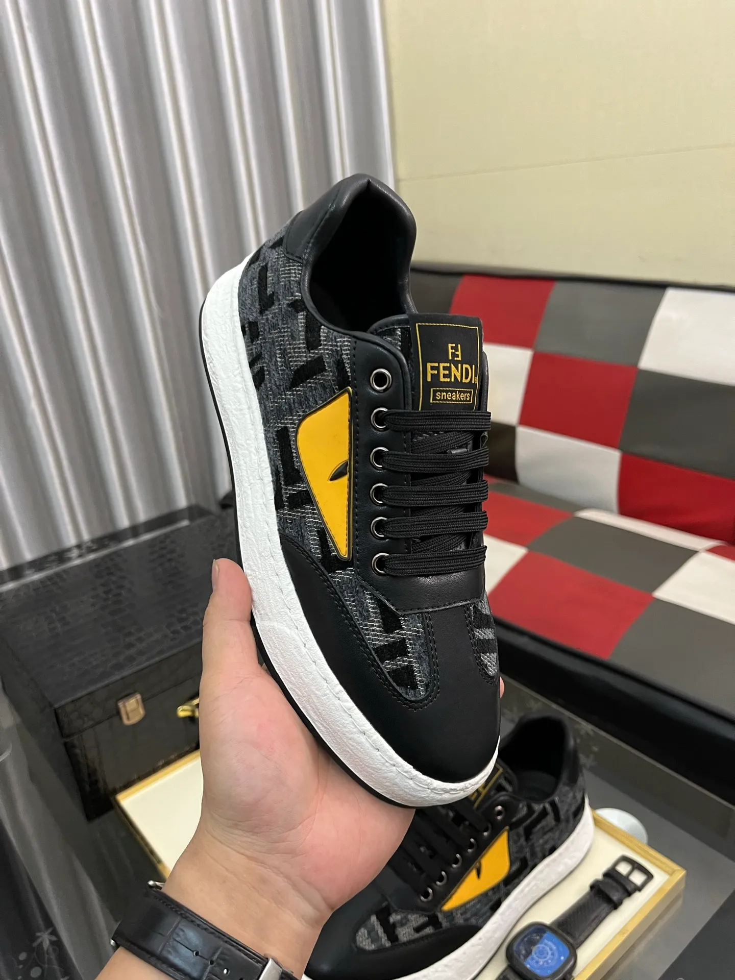 Men's shoes 💰420⌚️⌚️FENDI "Fendi" P480 Regular size: 38-44 (casual shoes) Product materials: Selected cowhide upper, soft sheepskin lining; original outsole. 4️⃣colors available